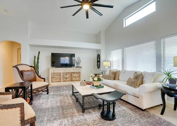 Pool, Fenced Yard: 'sunshine House' * El Mirage